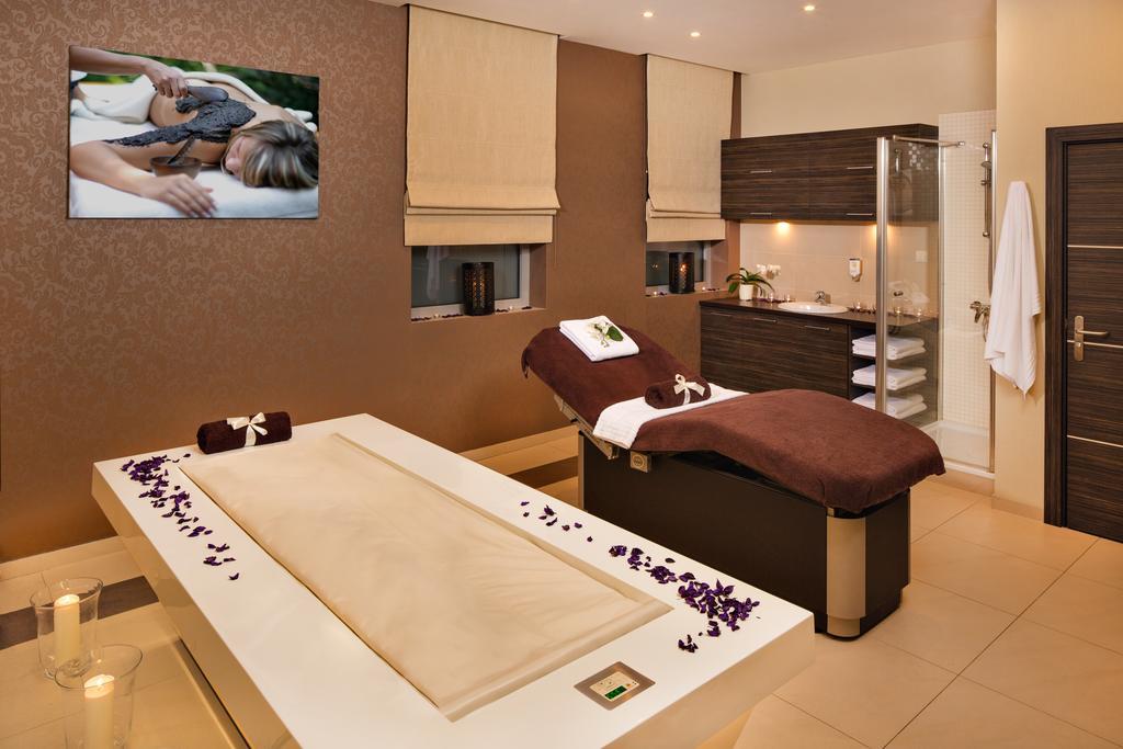 Z-Hotel Business & Spa Otwock Exteriér fotografie