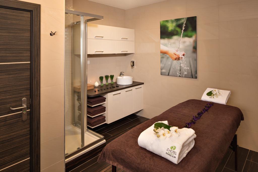 Z-Hotel Business & Spa Otwock Exteriér fotografie