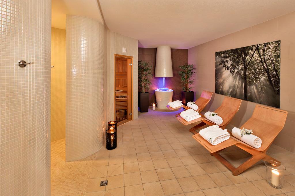 Z-Hotel Business & Spa Otwock Exteriér fotografie